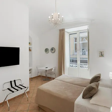 Sorrentina Guest house 3*